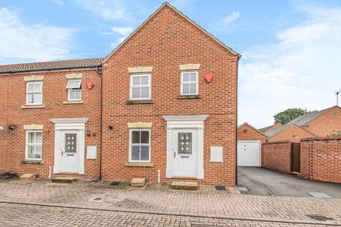 3 bedroom detached house to rent, Slough,  Berkshire,  SL3