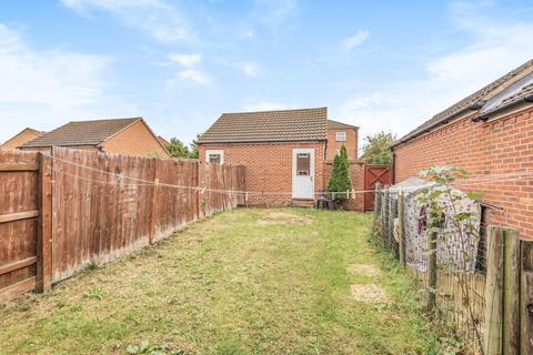 3 bedroom detached house to rent, Slough,  Berkshire,  SL3