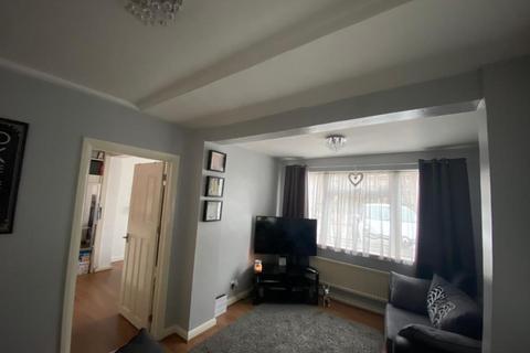 2 bedroom apartment to rent, Rickmansworth Road,  Northwood,  HA6