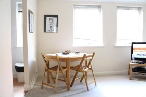 1 bedroom apartment to rent, Haydon Place, Guildford, GU1