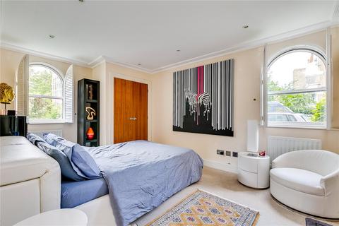 2 bedroom flat for sale, Keble Place, Harrods Village, Barnes, London