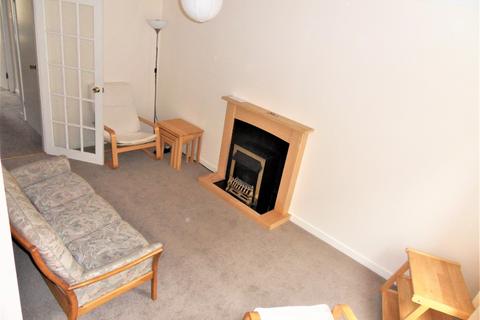 1 bedroom flat to rent, Nicolson Street, Old Town, Edinburgh, EH8