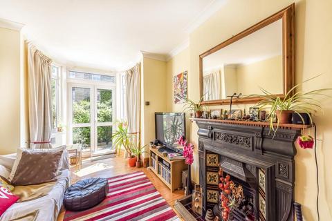 2 bedroom apartment to rent, Mackeson Road,  Hampstead,  NW3