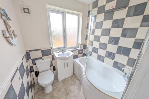 4 bedroom detached house for sale, Sandbeck Avenue, Skegness, PE25