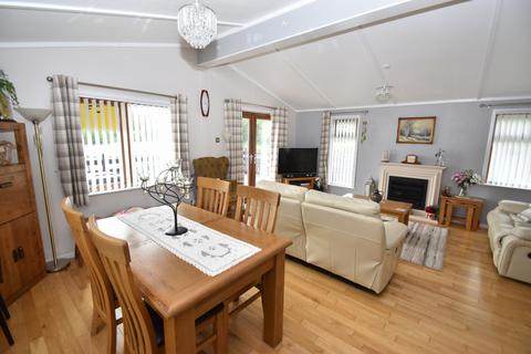 2 bedroom park home for sale, Lakeside, Orchard Park, Station Road, Hubberts Bridge, Boston, PE20