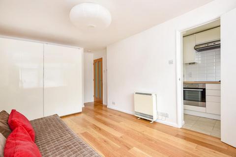 undefined, Surbtion,  Kingston Upon Thames,  KT6