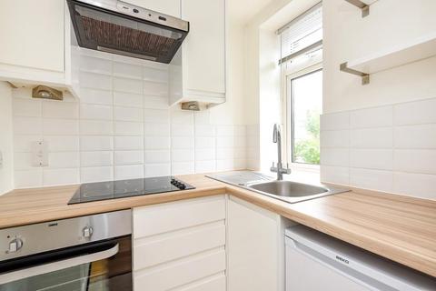 undefined, Surbtion,  Kingston Upon Thames,  KT6