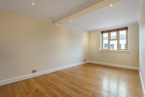 2 bedroom apartment to rent - Buckingham Street,  Aylesbury,  HP20