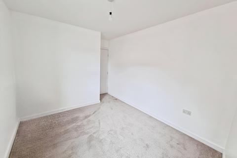 undefined, High Street, Wirral CH64