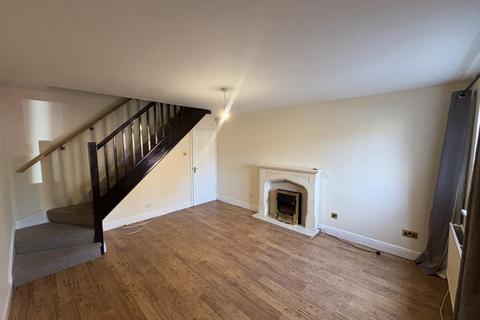 2 bedroom terraced house to rent, 51 Cwrt Llwyn Fedwen Morriston Swansea