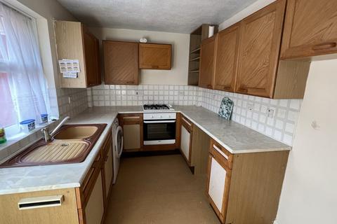 2 bedroom detached house to rent - Robin Gardens, Totton