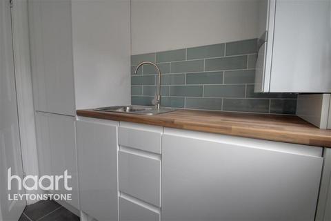 2 bedroom flat to rent - Bulwer Road, Upper Leytonstone, E11