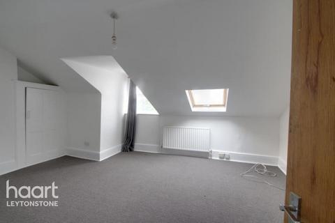 2 bedroom flat to rent, Bulwer Road, London