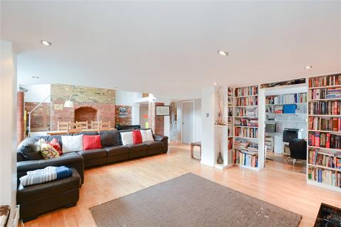 3 bedroom apartment to rent, Rutland Road, South Hackney, London, E9