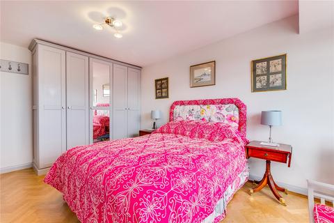 2 bedroom flat to rent, Hereford House, 11 Ovington Gardens, Knightsbridge, London