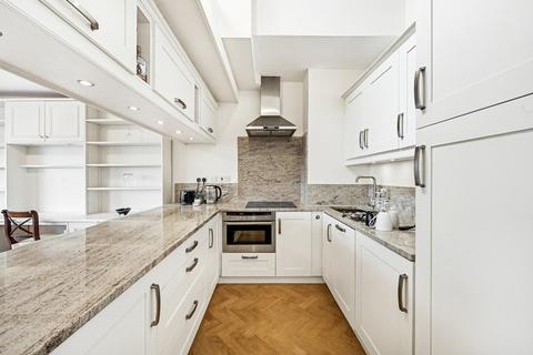 undefined, Hereford House, 11 Ovington Gardens, Knightsbridge, London