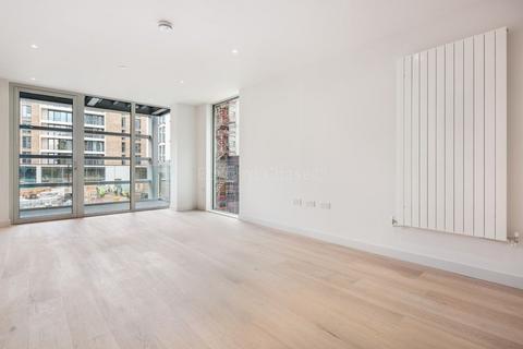 2 bedroom apartment to rent, Flagship House, E14