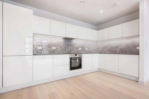 2 bedroom apartment to rent, Flagship House,  Royal Wharf, E14