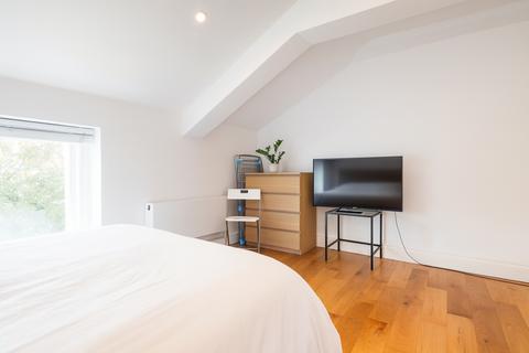 1 bedroom flat to rent, Burghley Road, Kentish Town, NW5