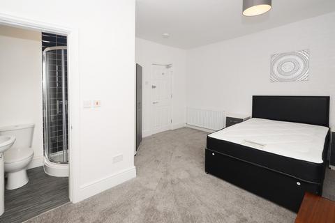 1 bedroom in a house share to rent, Ensuite Room 3, 59 Bedford Street, Crewe, CW2
