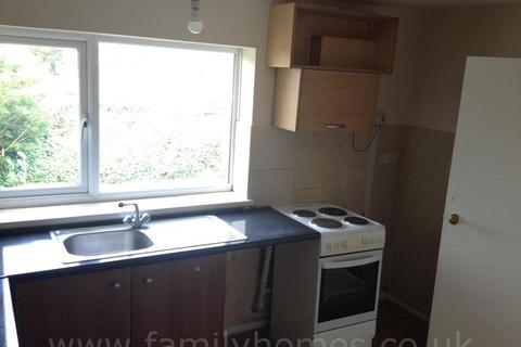 1 bedroom flat to rent, Top Flat, Stoke On Trent