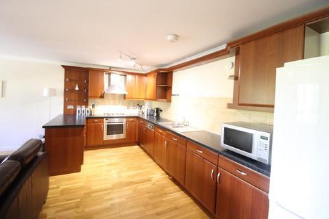 2 bedroom flat to rent, Kings Gate, Aberdeen, AB15