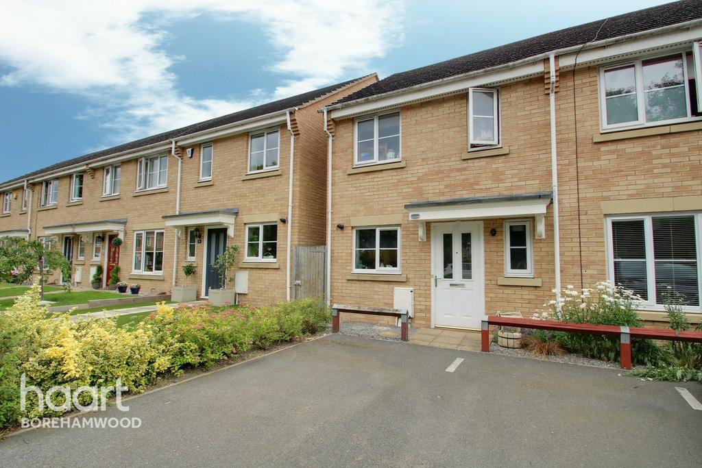 Shelley Close, Borehamwood 2 bed end of terrace house £425,000
