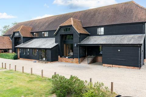 3 bedroom barn conversion to rent, High Laver Hall, Ongar CM5