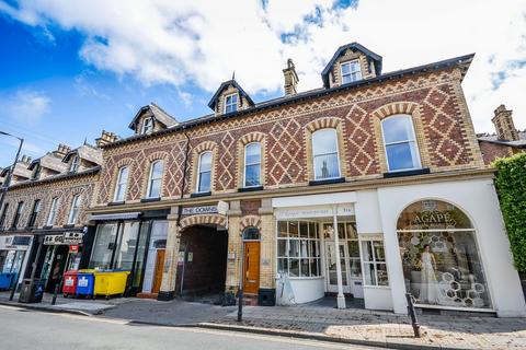 2 bedroom apartment to rent, The Downs, Altrincham