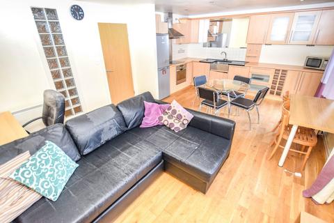 3 bedroom flat to rent, Old Birley Street, Hulme, Manchester, M15