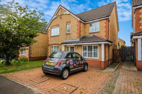 4 bedroom detached house to rent, Badger Meadows, Broxburn EH52