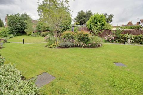 1 bedroom retirement property for sale, Daffodil Court, Newent