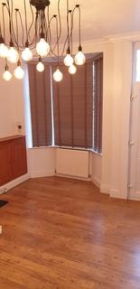 3 bedroom terraced house to rent, Central Road  Leicester