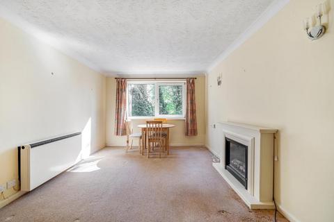 1 bedroom apartment to rent, Surbiton,  Surrey,  KT6