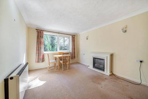 1 bedroom apartment to rent, Surbiton,  Surrey,  KT6