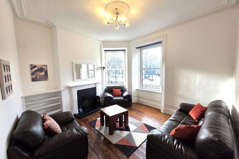 2 bedroom flat to rent, Esslemont Avenue, Aberdeen, AB25