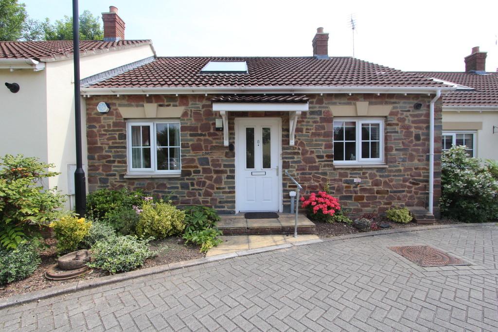 retirement-bungalow-in-central-wrington-2-bed-terraced-bungalow-for