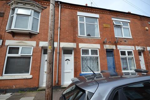 3 bedroom terraced house to rent, Mountcastle Road, Leicester LE3