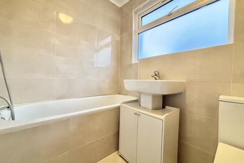undefined, Nicola Close, South Croydon
