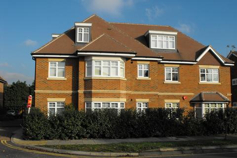 2 bedroom apartment to rent, Walton-On-Thames