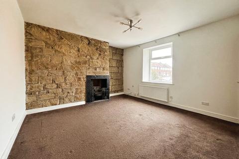 2 bedroom apartment to rent, Station Road, Leeds LS18