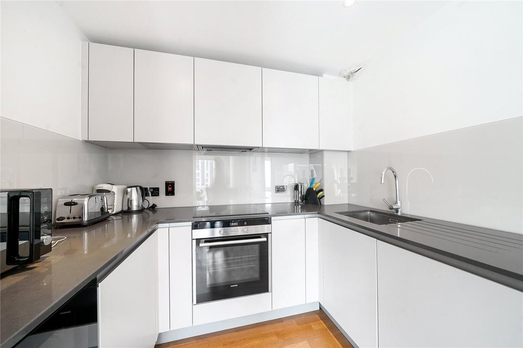 Apartment in London - View 2
