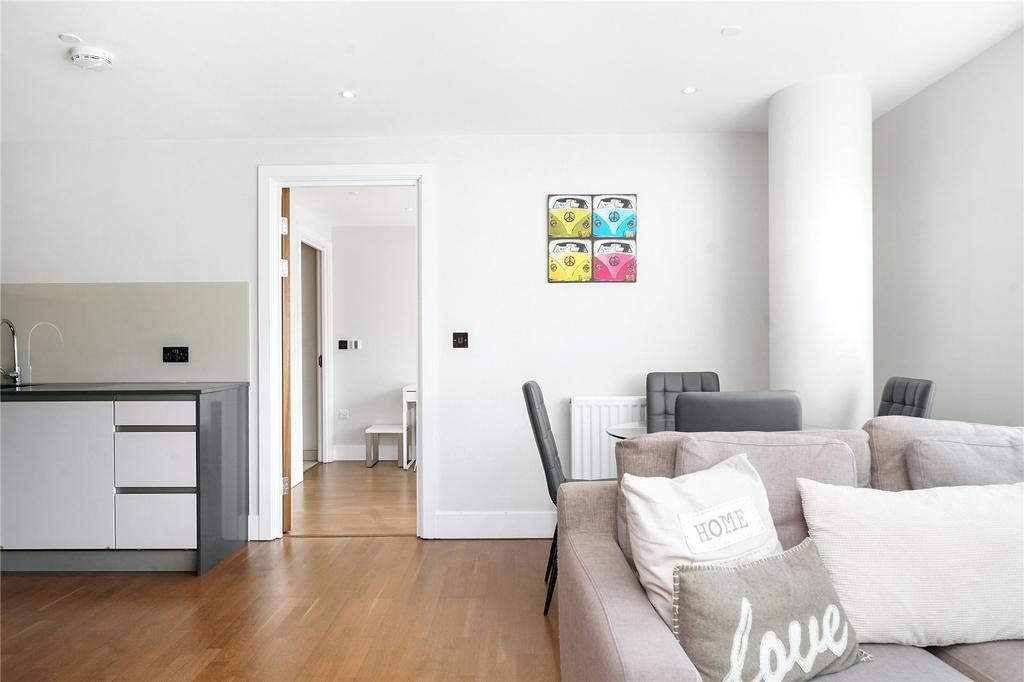Apartment in London - View 3