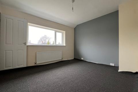 3 bedroom terraced house to rent, Brownhills Road, Norton Canes