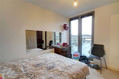 2 bedroom apartment to rent, Cameronian Square, Worsdell Drive, GATESHEAD, Tyne and Wear, NE8