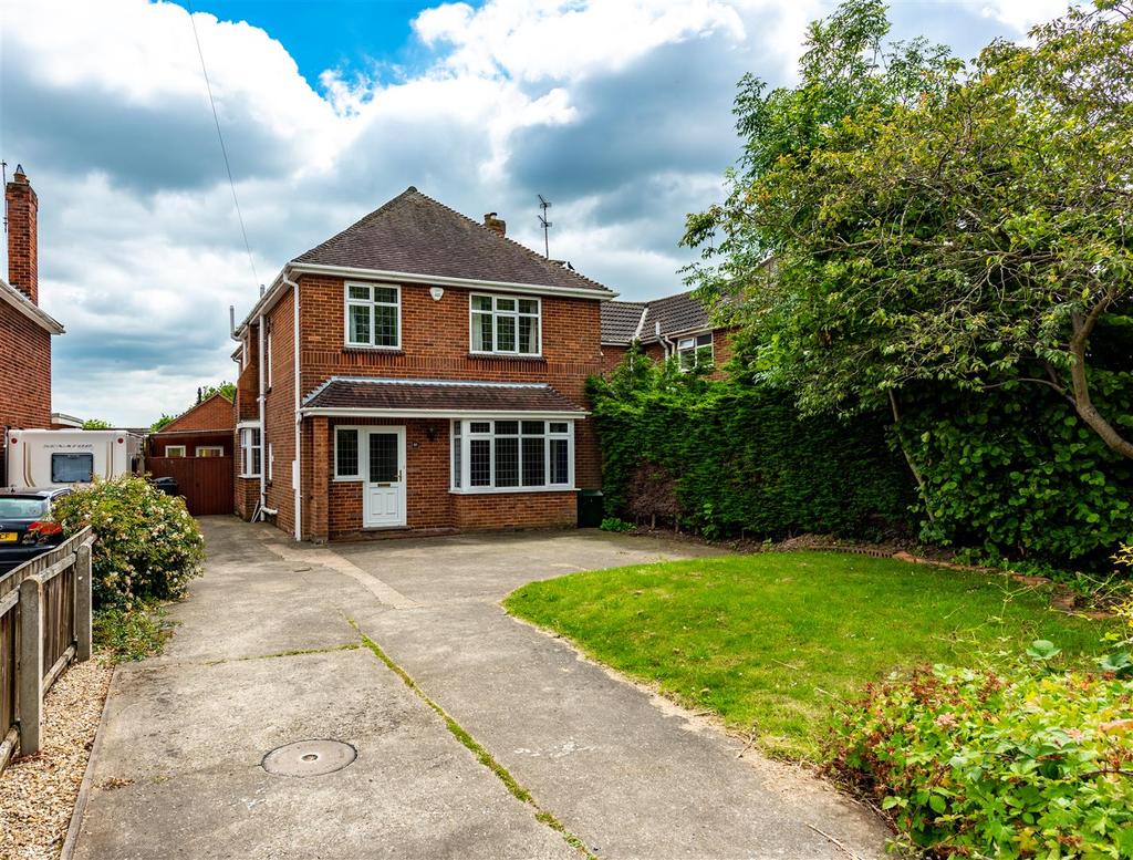 Boston Road, Spilsby 5 bed detached house £275,000