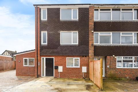 1 Bed Flats To Rent In Windsor Apartments Flats To Let