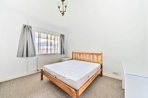 2 bedroom maisonette to rent, Glenhill Close,  Finchley,  N3