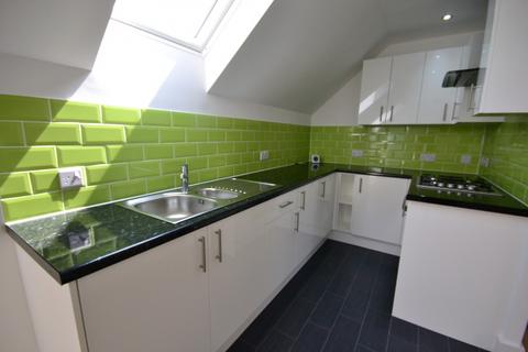 3 bedroom flat to rent, Sterling Gardens, SE14
