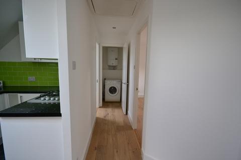 3 bedroom flat to rent, Sterling Gardens, SE14